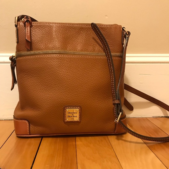 dooney & bourke pebble grain crossbody